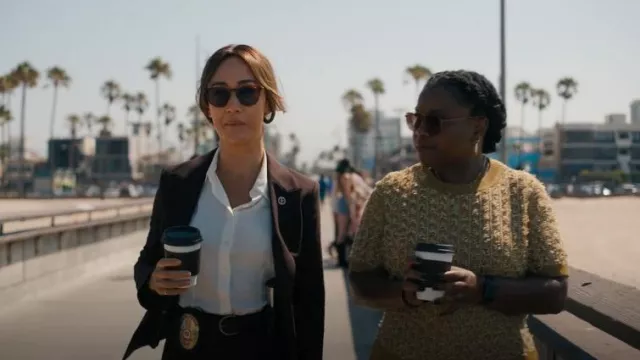 Oliver Peoples Forman LA Lunettes de soleil portées par la détective Renée Ballard (Maggie Q) comme on le voit dans Ballard (S01E01)