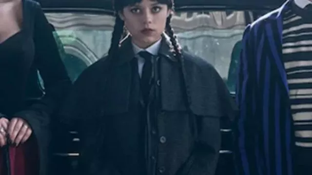 Wednesday S02 Jenna Ortega Coat of Wednesday Addams / Goody Addams (Jenna Ortega) in Wednesday (S02)