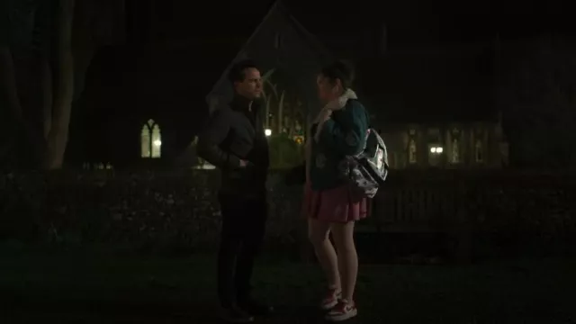 Nike Dunk Low NN Unisex Trainers worn by Jessica Salmon (Megan Stalter) as seen in Too Much (S01E06)