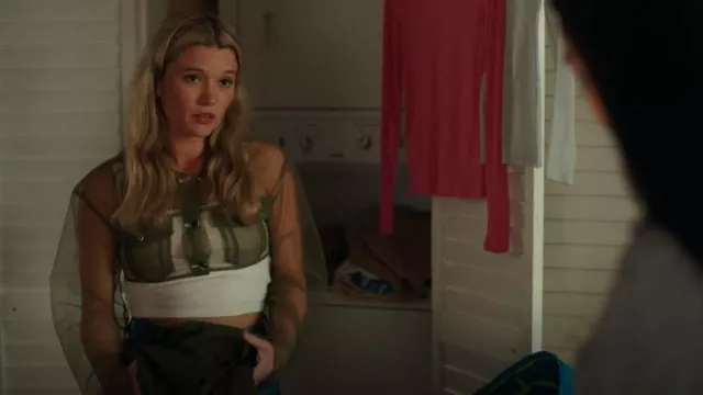 Camiseta sin mangas de algodón On Riri usada por Taylor Jewel (Rain Spencer) como se ve en El verano me volví bonita (T03E02)