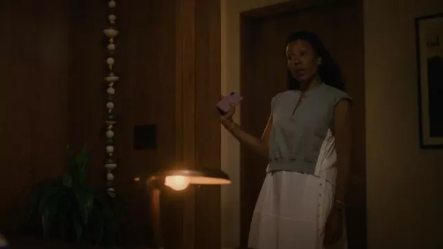 3.1 Phillip Lim Sweat-shirt à manches roulées Robe en coton portée par Dawn Edwards (Karen Pittman) comme on le voit dans FOREVER (S01E04)