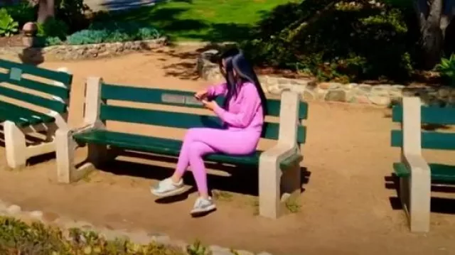 Legging Greyson Cleo usado por Katie Ginella como se ve en The Real Housewives of Orange County (S19E02)