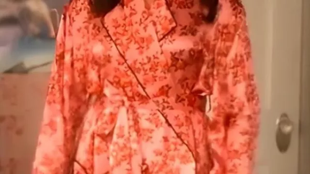 The Floral Print Robe of Charlotte York (Kristin Davis) in And Just Like That… (S03E07)