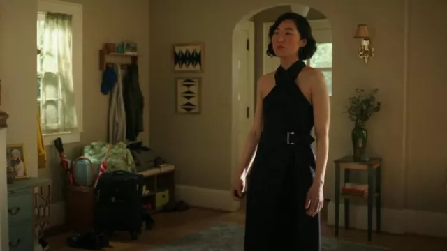 Vestido midi halter de A.L.C. Fiona usado por Laurel Park (Jackie Chung) como se ve en The Summer I Turned Pretty (S03E03)
