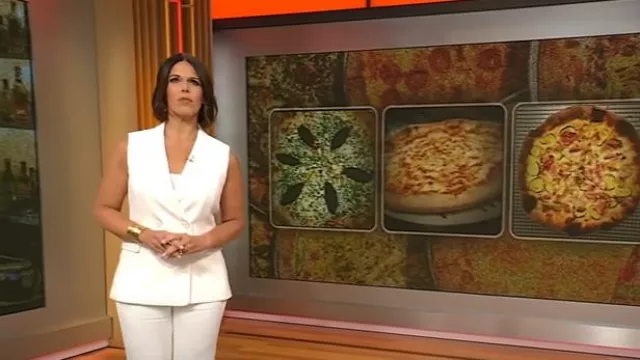 Gilet croisé Elie Tahari porté par Dana Jacobson tel qu’on le voit dans CBS Mornings le 20 juillet 2025