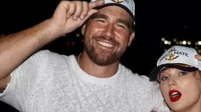 Camisa de punto blanca Travis Kelce