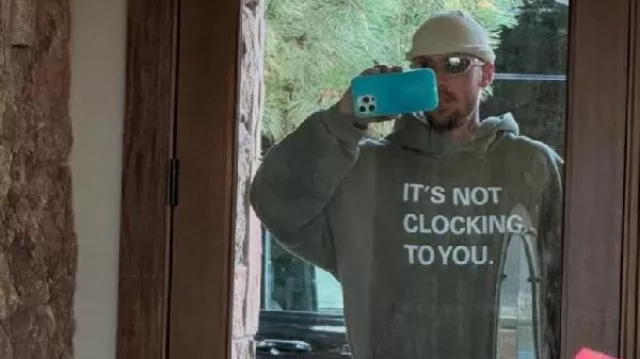Justin Bieber It’s Not Clocking To You Hoodie in Justin Bieber - DAISIES (Audio)