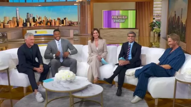 Pantalon en coton indigo King & Tuckfield porté par Chad Michael Murray comme on le voit dans Good Morning America le 29 juillet 2025