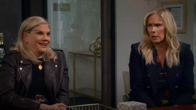 Veronica Beard Miller Dickey Jacket worn by Leanne (Leanne Morgan) as seen in Leanne (S01E04)