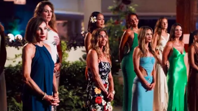 Amazon Disty Floral Bodycon Mini Dress worn by Leslie Fhima as seen in  Bachelor in Paradise (S10E06) | Spotern