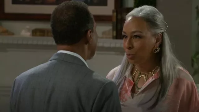 Alexis Bittar Solanales Two-Tone & Crystal Twisted Button Stud Earrings worn by Anita Dupree (Tamara Tunie) as seen in Beyond the Gates (S01E91)