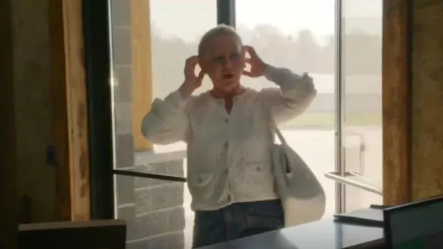 J. Crew Odette Cable knit Sweater Lady Jacket porté par Galyna Saltkovska comme on le voit dans The McBee Dynasty : Real American Cowboys (S02E03)