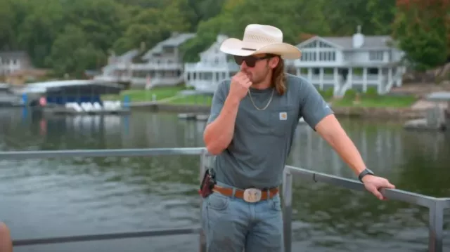 Camiseta Carhartt Force Fast Dry usada por Jesse Mcbee como se ve en The McBee Dynasty: Real American Cowboys (S02E05)