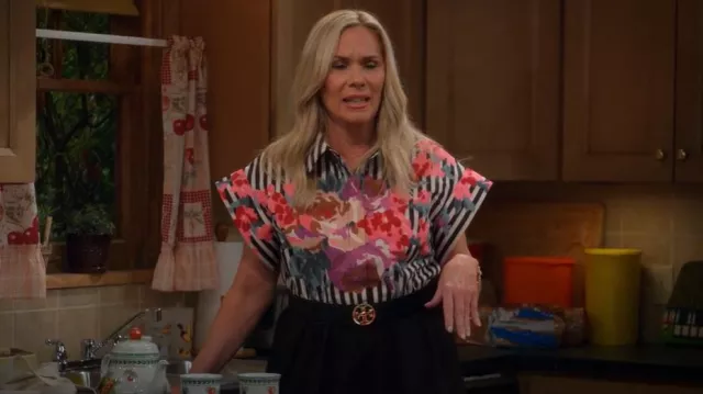 Tory Burch Miller Ceinture portée par Leanne (Leanne Morgan) comme on le voit dans Leanne (S01E09)