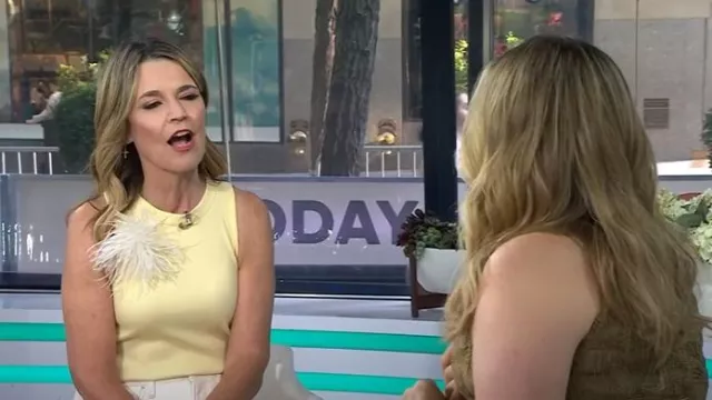 Veronica Beard Jordyn Débardeur court porté par Savannah Guthrie comme on le voit dans Today le 7 août 2025