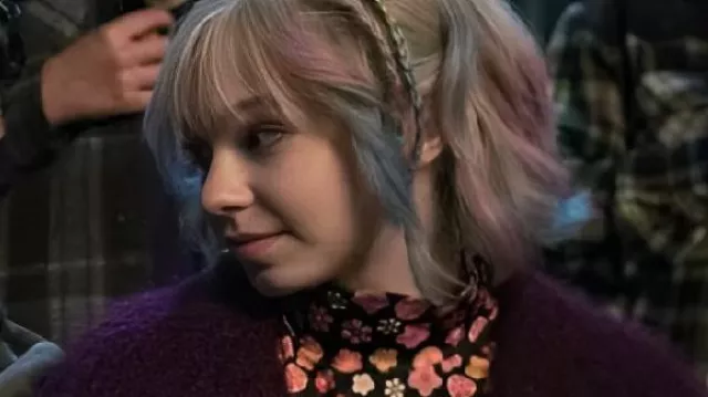 Wednesday S02 Emma Myers Retro Floral Mock Neck Top of Enid Sinclair (Emma Myers) in Wednesday (S02E06)