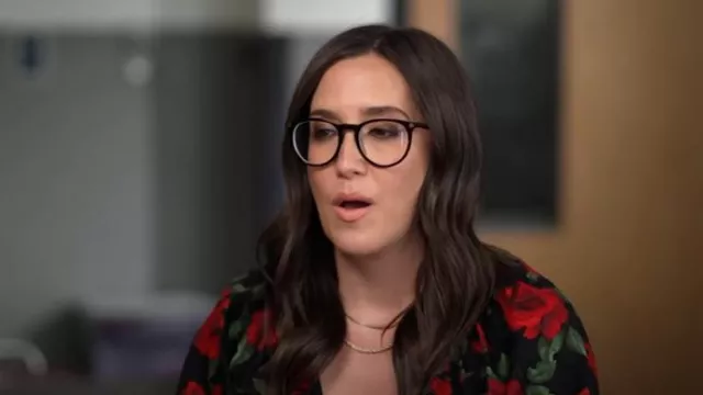 Haut à manches bouffantes Old Navy en rose porté par Savannah Sellers comme on le voit dans Today le 11 août 2025