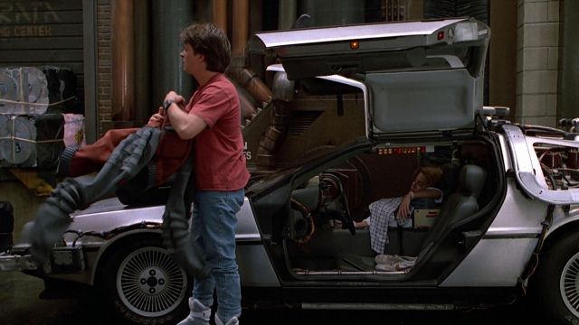 Shoes Nike Bruin low Red Swoosh Marty McFly (Michael J. Fox) in Back to the  future II | Spotern