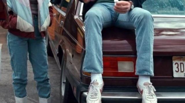 Paard nakomelingen Onverbiddelijk Sneakers Nike Cortez Steve Harrington (Joe Keery) in Stranger Things season  1 | Spotern