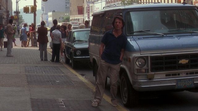Les chaussures Puma de Michael Dorsey (Dustin Hoffman) dans le film Tootsie