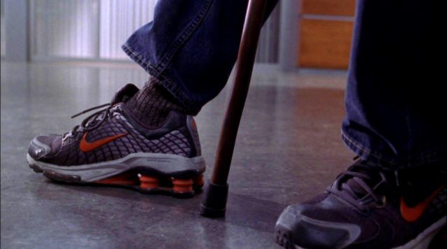 barril Preferencia Normalmente The pair of Nike Shox ride plus of DR. Grgeory House (Hugh Laurie) in the  series Dr House | Spotern