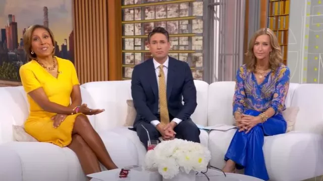 J. Crew Feather and Paisley Print Blouse porté par Lara Spencer comme on le voit dans Good Morning America le 13 août 2025