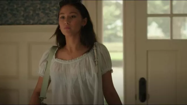 Solid & Striped Women's The Daphne Bikini Top worn by Isabel 'Belly' Conklin (Lola Tung) as seen in The Summer I Turned Pretty (S03E06)