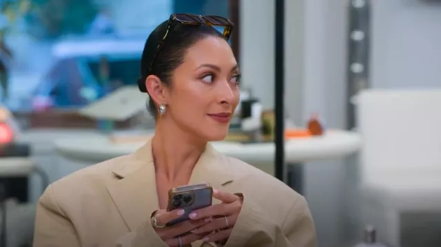 Gucci Rectangular Frame worn by Jordyn Taylor Braff as seen in Selling the City (S01E07)