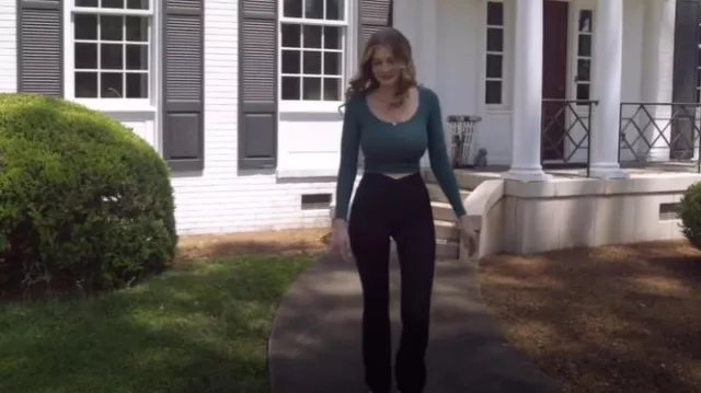 Offline By Aerie Real Me High Waisted Crossover Flare Legging worn by Teegan Nichols as seen in Welcome to Plathville (S07E03)