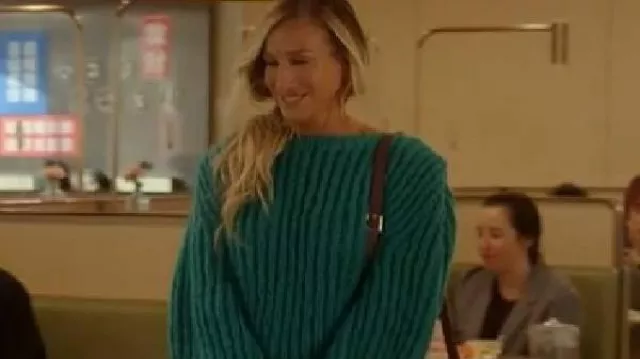 Et tout comme ça, le pull en tricot bleu Sarah Jessica Parker