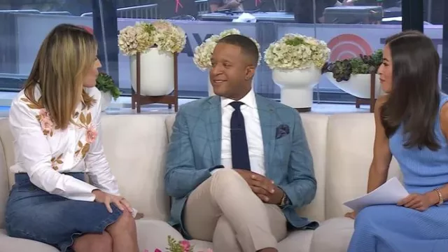 Camisa de popelina de algodón bordada La DoubleJ Iris usada por Savannah Guthrie como se ve en Today el 15 de agosto de 2025