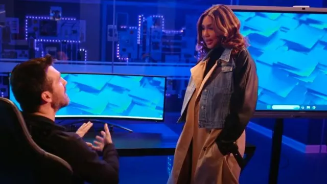 Trench Akira City Slicker Mixed Media porté par Tamar Braxton comme on le voit dans Caught in the Act : Double Life (S01E05)