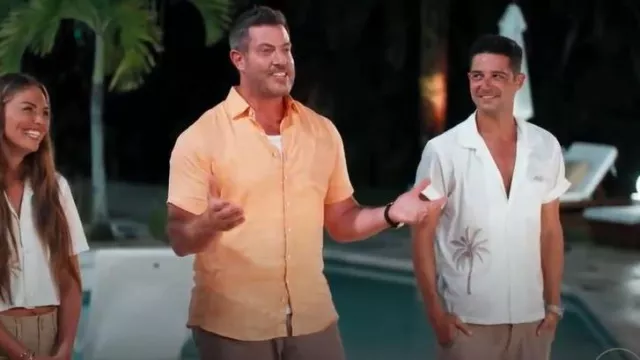 Camisa de lino de manga corta con botones Rodd & Gunn Ellerslie en papaya usada por Jesse Palmer como se ve en Bachelor in Paradise (S10E08)