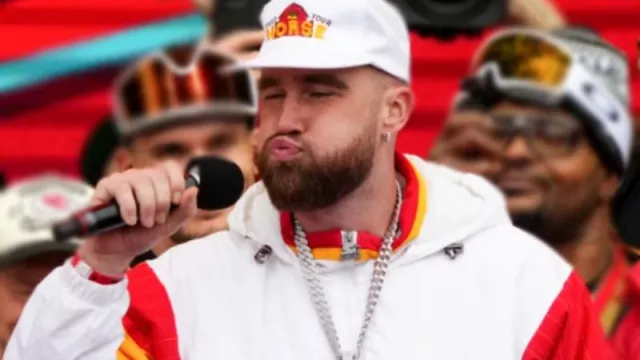 Travis Kelce Super Bowl 2023 KC Cheifs Jacket in Travis Kelce & Taylor Swift embrace after Chiefs win Super Bowl LVIII ❤️ | NFL on ESPN