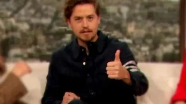 Drew Barrymore Show 2024 Cole Sprouse Veste chemise comme on le voit dans The Drew Barrymore Show