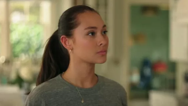 Catbird Never Ending Hoop Earrings worn by Isabel 'Belly' Conklin (Lola Tung) as seen in The Summer I Turned Pretty (S03E07)
