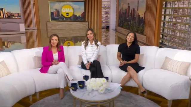 Alice + Olivia Denyson Veste carrée portée par Rhiannon Ally comme on le voit dans Good Morning America le 21 août 2025