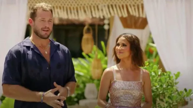Débardeur court métallisé rose Sandro porté par Kaitlyn Bristowe comme on le voit dans Are You My First ? (S01E06)