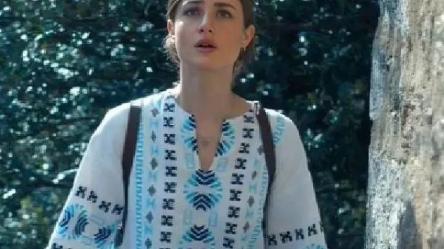 L’histoire tordue d’Amanda Knox Grace Van Patten Chemise imprimée || Chemise imprimée portée par Amanda Knox (Grace Van Patten) dans The Twisted Tale of Amanda Knox (S01E08)