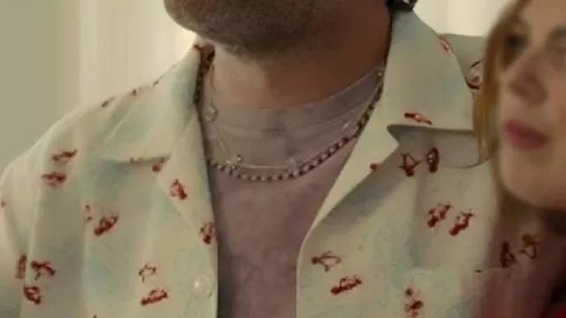 Maillot imprimé pingouins skieurs porté par Will (Seth Rogen) dans la série télévisée Platonic S02