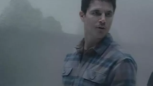 Robbie Amell Plaid Check Shirt worn by Nathan Brown (Robbie Amell) in Upload (S04) || Upload S04 Robbie Amell Plaid Check Shirt