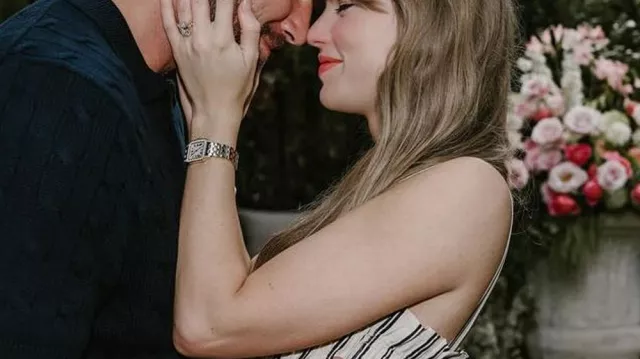 Engagement Dress of Taylor Swift in Taylor Swift and Travis Kelce ENGAGED!