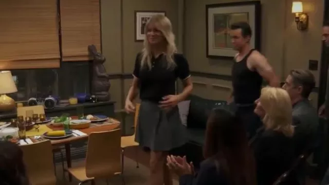 Arket Cotton Rich Stretch Interlock Long Line Short worn by Deandra 'Dee' Reynolds (Kaitlin Olson) as seen in It's Always Sunny in Philadelphia (S17E07)