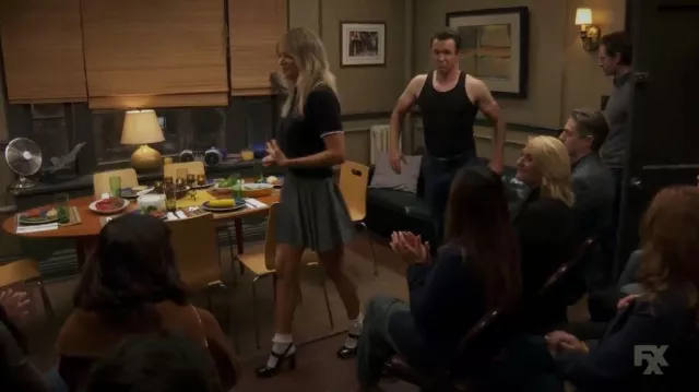 Sam Edelman Jildie Heels Jildie Heels usados por Deandra 'Dee' Reynolds (Kaitlin Olson) como se ve en It's Always Sunny in Philadelphia (S17E07)