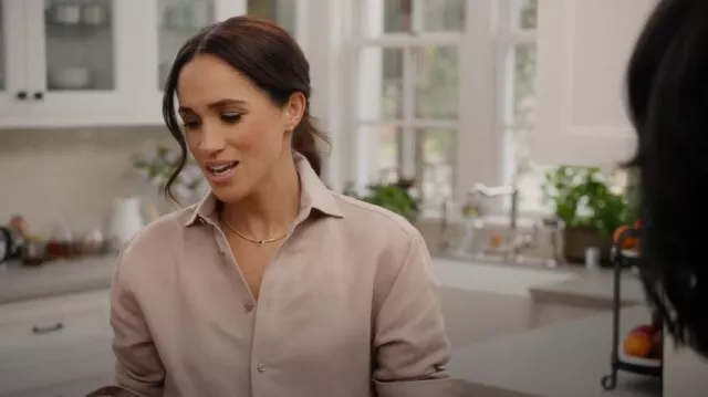 Logan Hollowell Queen Emerald Cut Emerald Cuban Choker worn by Meghan Markle as seen in With Love, Meghan (S01E07)