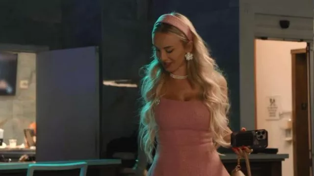 Trace High Fashion Chic Deux Pièces Ensemble porté par Yara Zaya comme on le voit dans 90 Day Fiancé : Happily Ever After (S09E06)