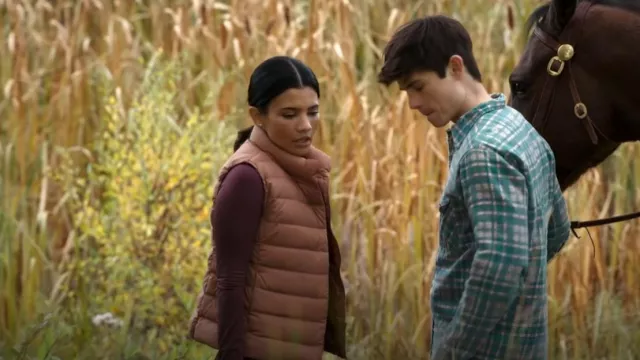 Uniqlo Ultra Light Down Vest worn by Jackie Howard (Nikki Rodriguez) as seen in My Life with the Walter Boys (S02E07)
