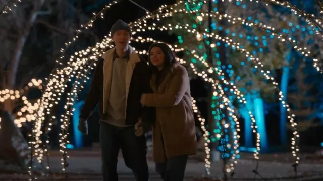 Veste Lamarque Linnea portée par Erin (Alisha Newton) comme on le voit dans Ma vie avec les Walter Boys (S02E10)
