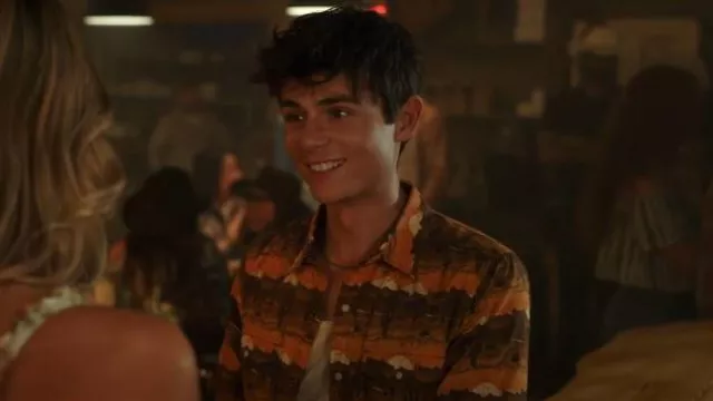 Chemise Ariat Heath Retro Fit portée par Alex Walter (Ashby Gentry) comme on le voit dans Ma vie avec les Walter Boys (S02E04)