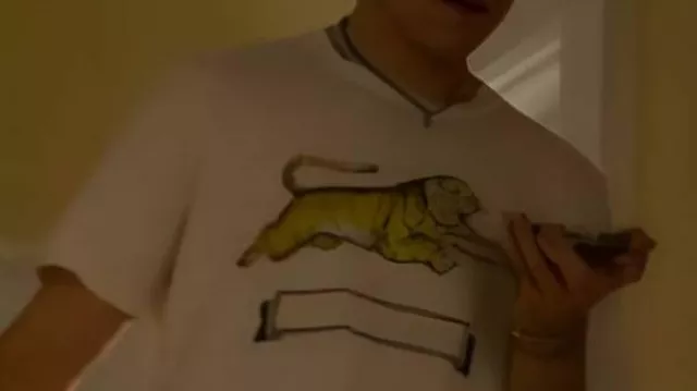 The Runarounds 2025 William Lipton Tiger Camiseta usada por (William Lipton) en The Runarounds (S01)